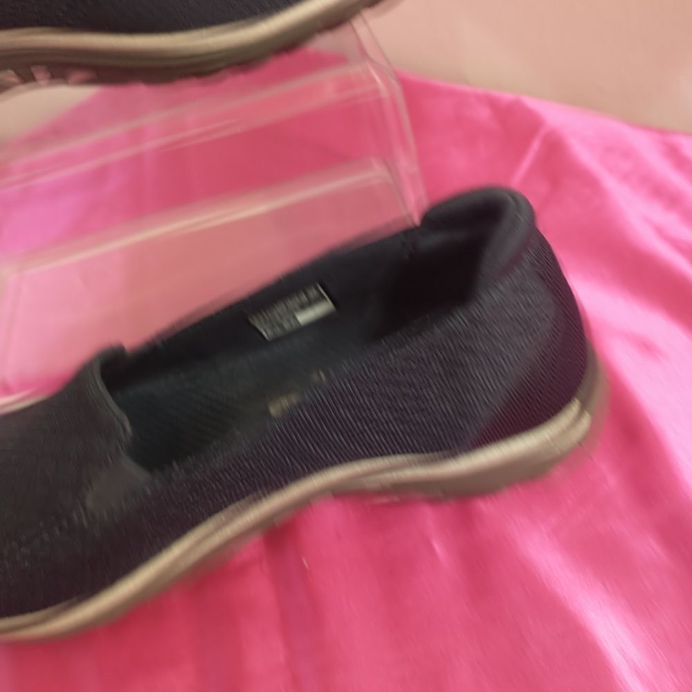 Skechers Women's SZ 6.5 Navy Blue 158861 Relaxed Fit Memory Foam Slip On Shoe - Picture 3 of 7